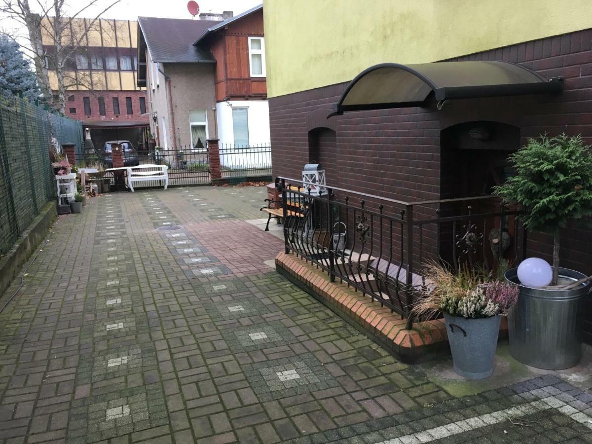 Mini Apartament Marine 斯维诺乌伊希切 外观 照片